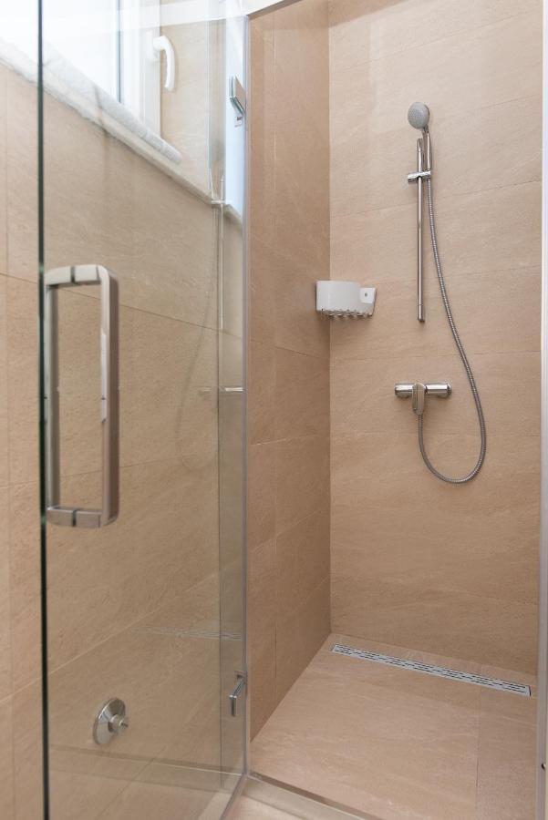 Appartement Luka Vodice Buitenkant foto